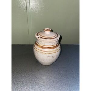 Studio Pottery Lidded Jar Signed Cream Brown Speckled‎ Stoneware 5"